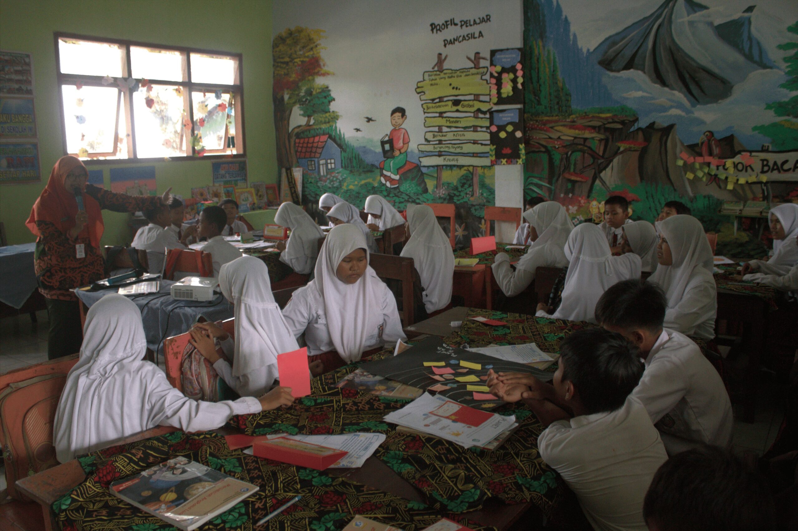 Post-classroom observation feedback in Indonesia